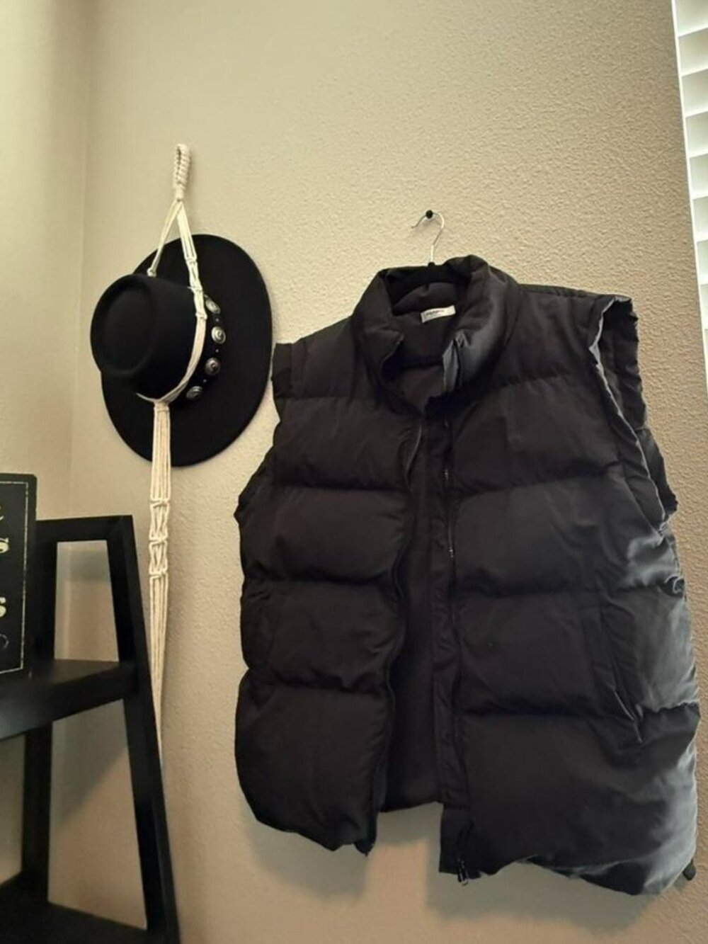 Zeagoo puffy black vest